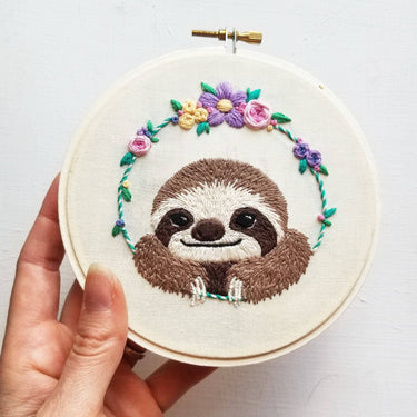 Translation missing: en.Smiling Sloth Embroidery Kit by Jessica Long