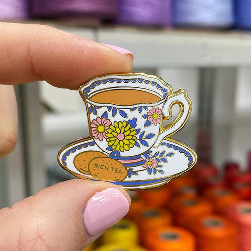 Teacup Needle Minder