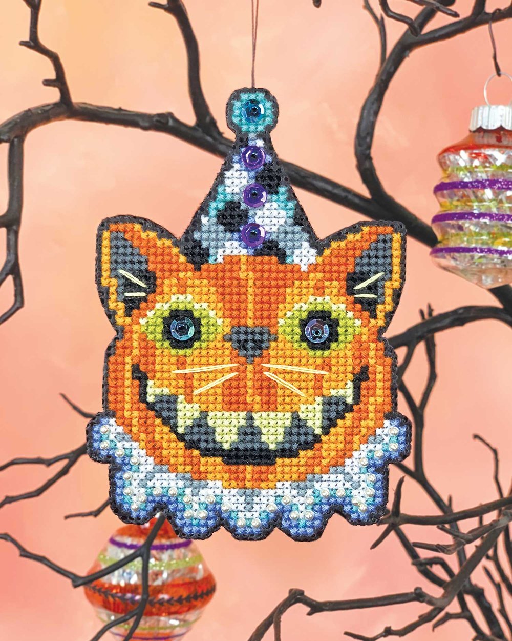 Cat-O-Lantern Ornament