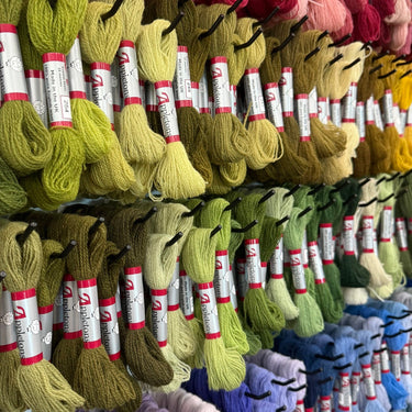 Translation missing: en.Appletons 2 Ply Crewel Wool Skeins: Colors 549-957