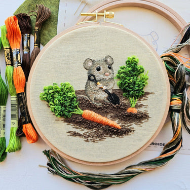 Translation missing: en.Garden Mouse Embroidery Kit by Jessica Long
