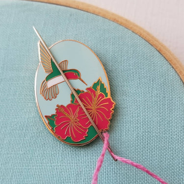 Translation missing: en.Hummingbird Enamel Needle Minder